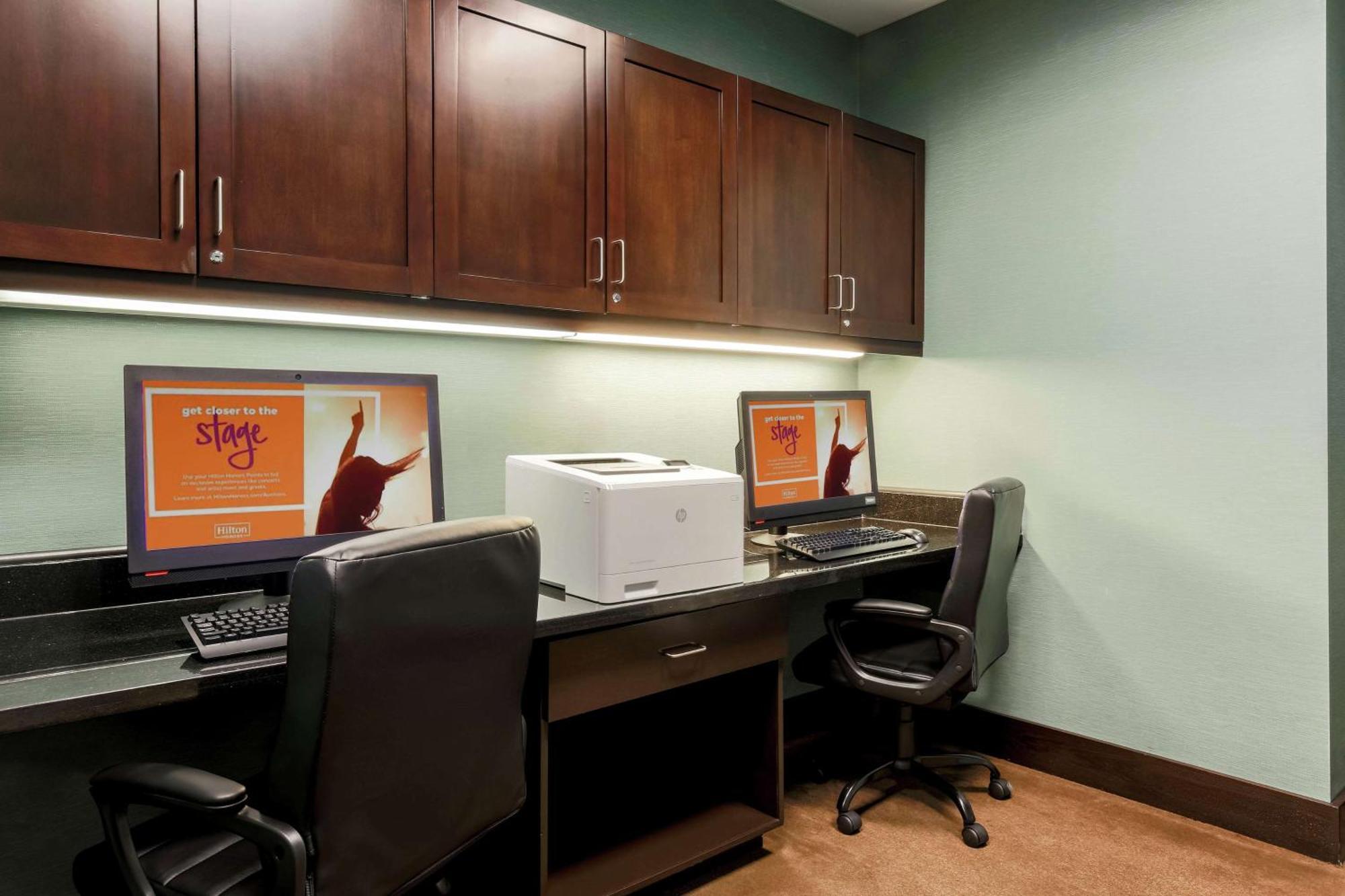 Hampton Inn & Suites Wheeling - The Highlands Triadelphia Екстериор снимка