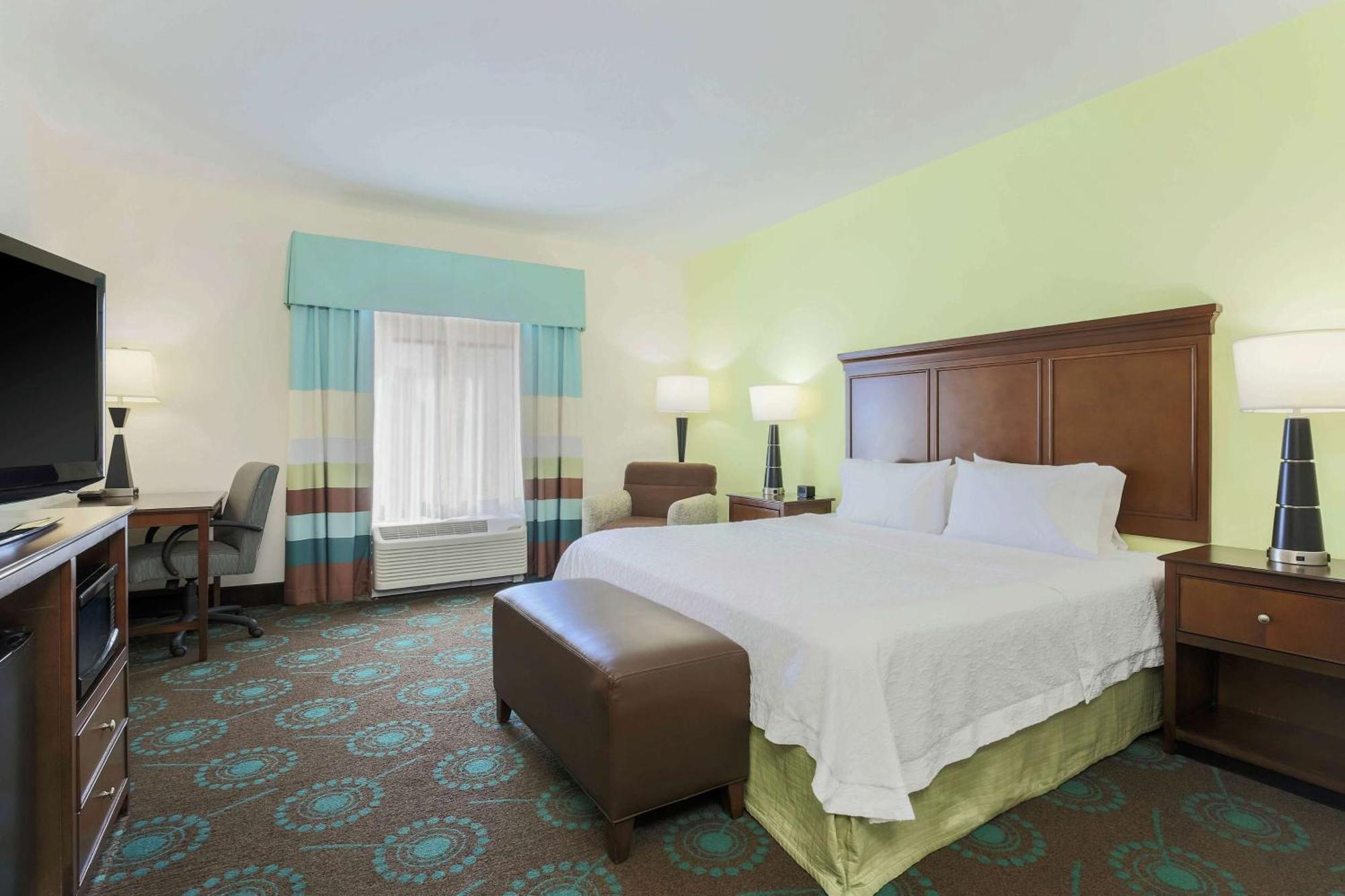 Hampton Inn & Suites Wheeling - The Highlands Triadelphia Екстериор снимка