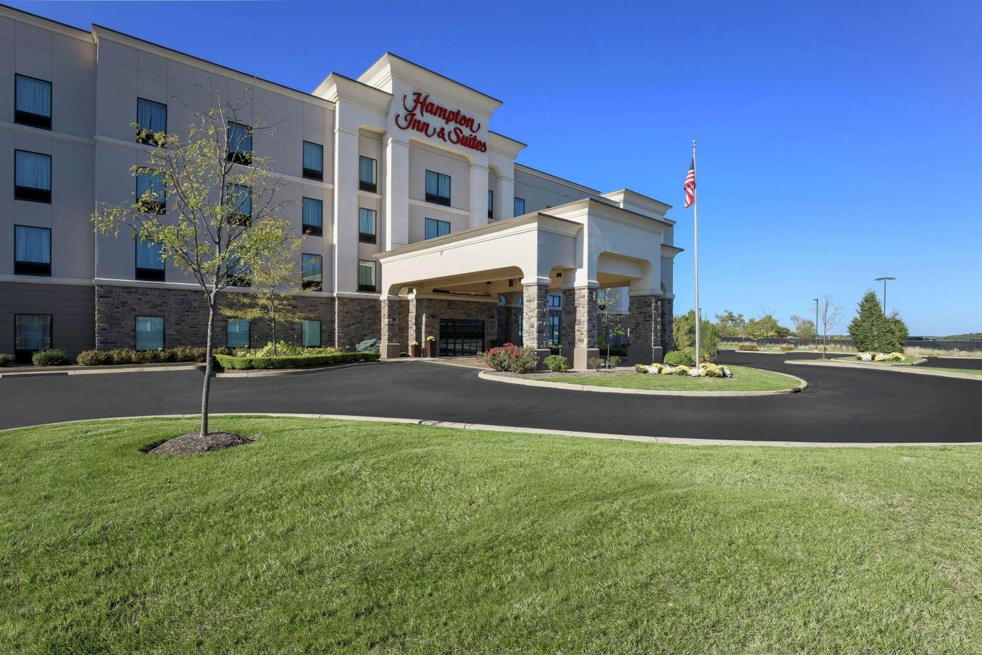 Hampton Inn & Suites Wheeling - The Highlands Triadelphia Екстериор снимка