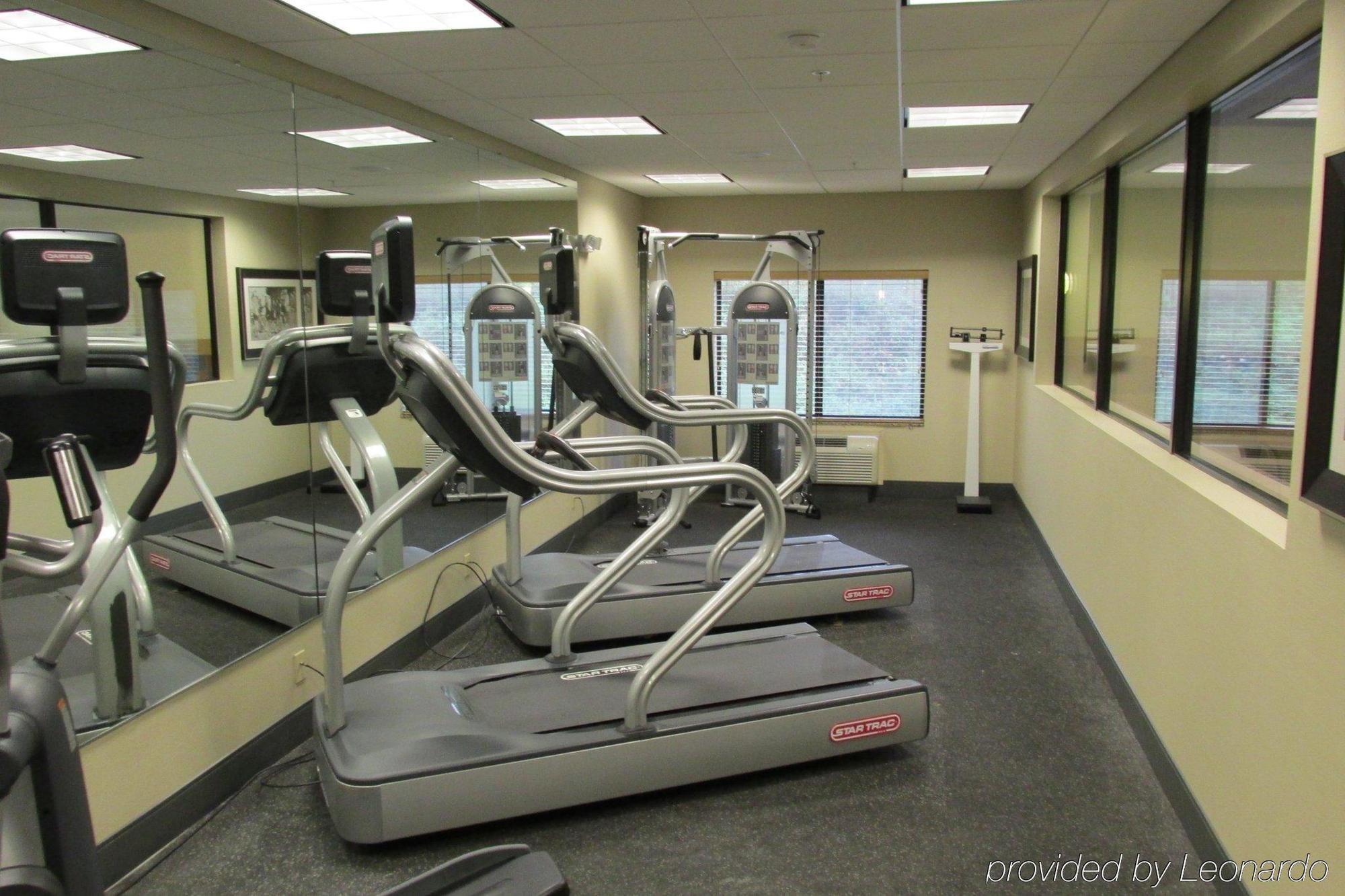 Hampton Inn & Suites Wheeling - The Highlands Triadelphia Екстериор снимка