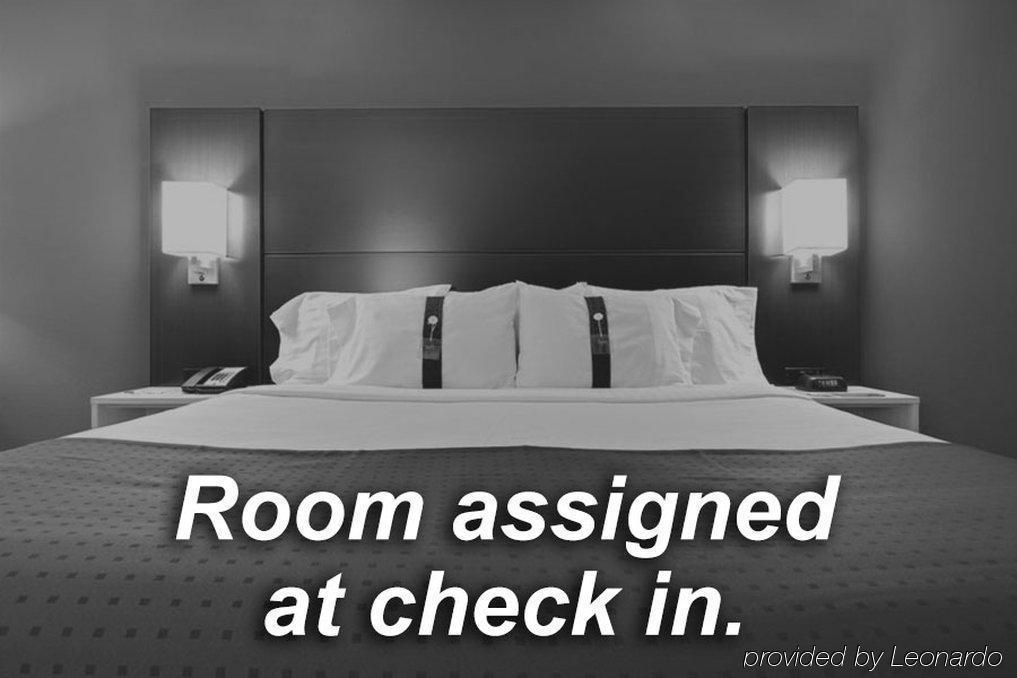 Hampton Inn & Suites Wheeling - The Highlands Triadelphia Екстериор снимка