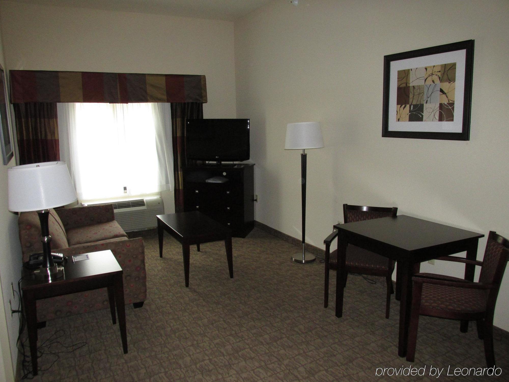Hampton Inn & Suites Wheeling - The Highlands Triadelphia Екстериор снимка