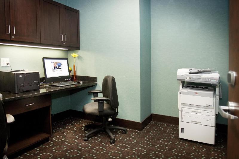 Hampton Inn & Suites Wheeling - The Highlands Triadelphia Екстериор снимка